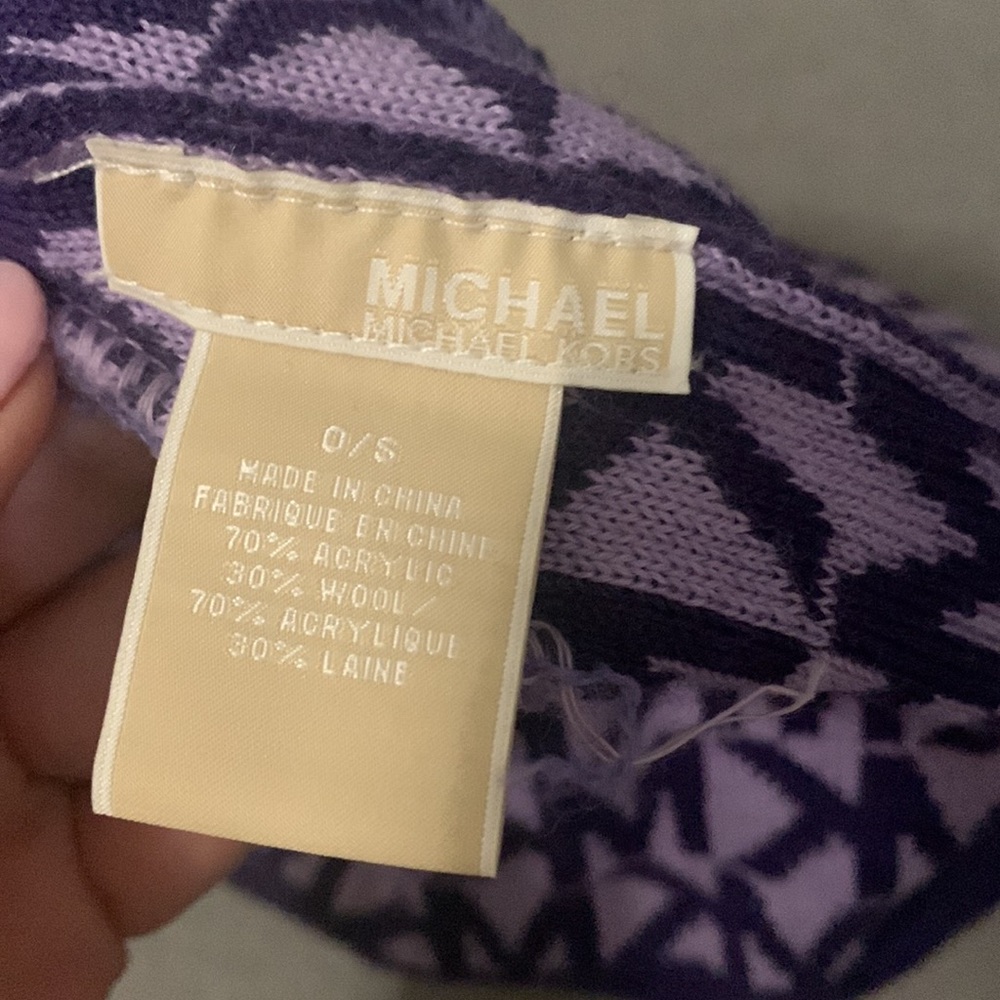 Michael Kors hat - Picture 2 of 2
